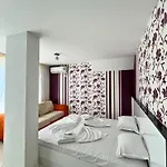 Stela Lejlighedshotel