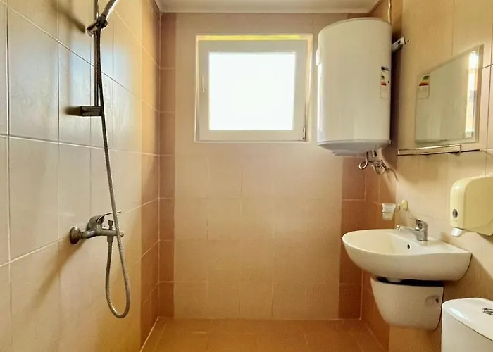 アパートホテル Stela ネセバル