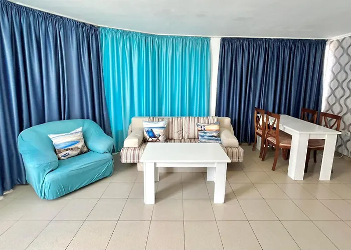 アパートホテル Stela 4*